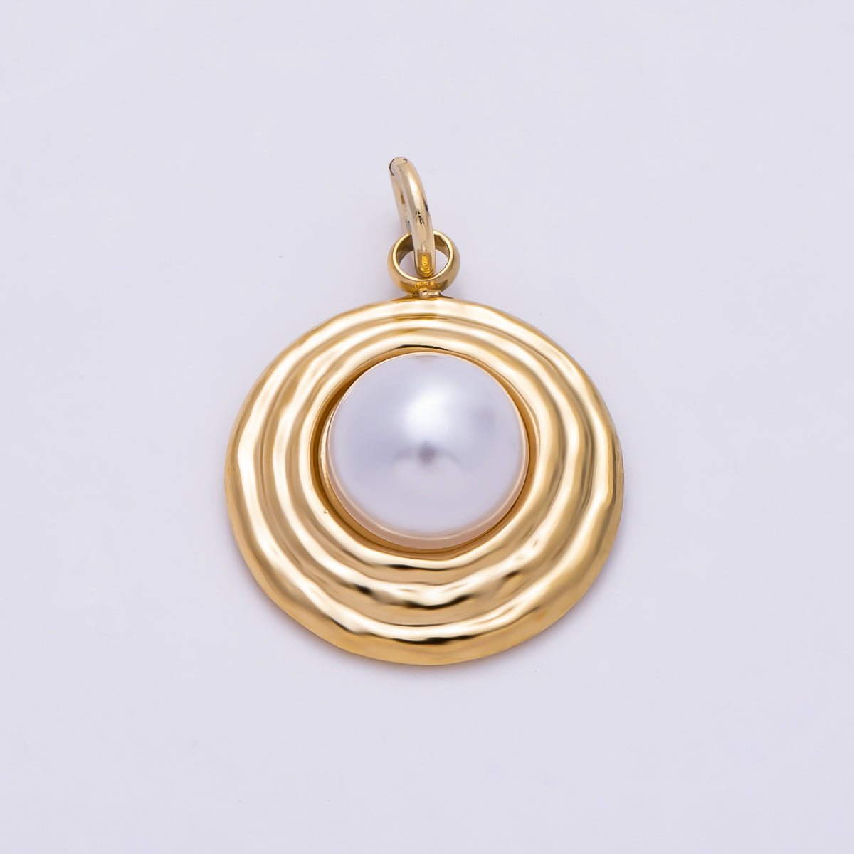 PVD Gold Stainless Steel 18mm White Shell Pearl Ribbed Round Charm | Charms-01439 - DLUXCA