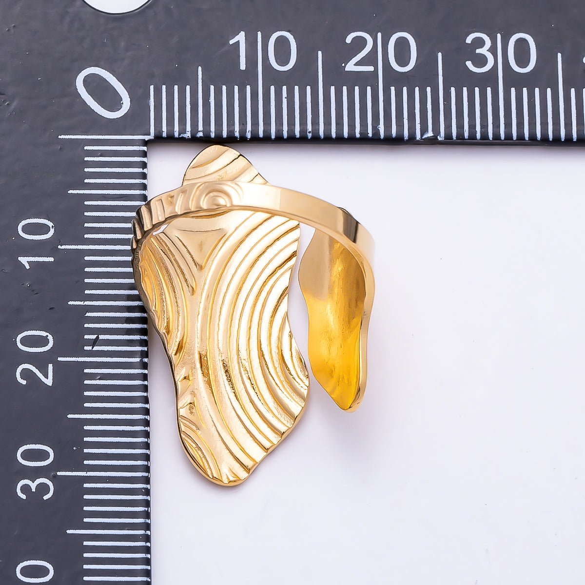 PVD Gold Stainless Steel Round Line Wavy Textured Geometric Wrap Ring | Rings-00314 - DLUXCA