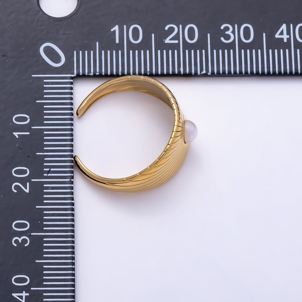 PVD Gold Stainless Steel Shell Pearl Lined Signet Ring | Rings-00321 - DLUXCA