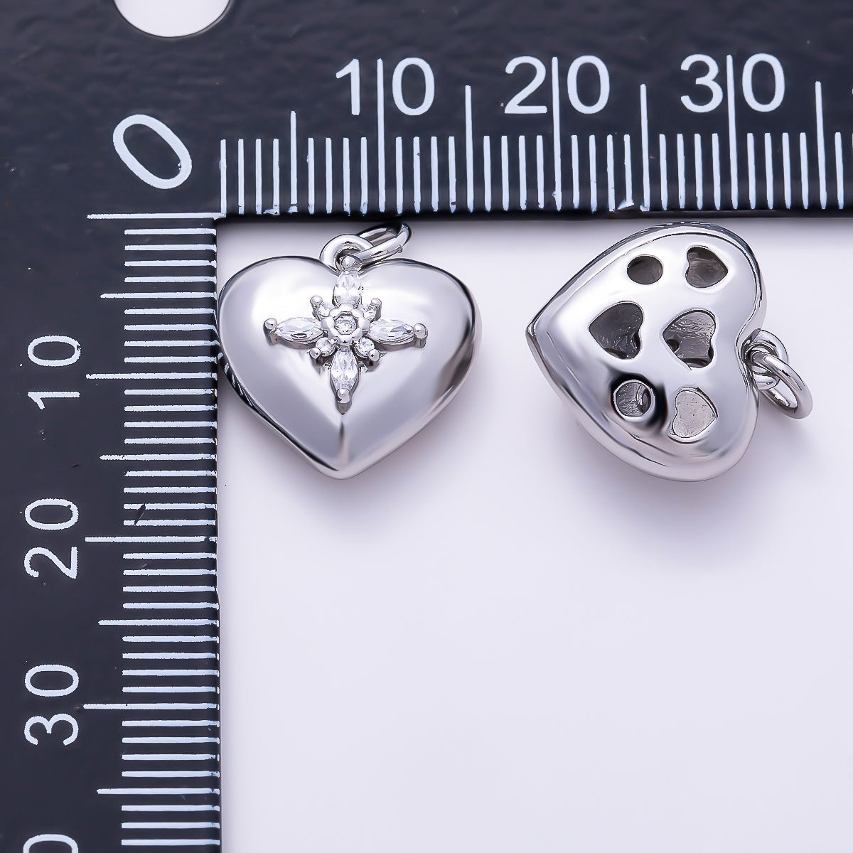 Silver 16mm Marquise CZ Cross Starburst Chubby Heart Charm | Charms-01520 - DLUXCA