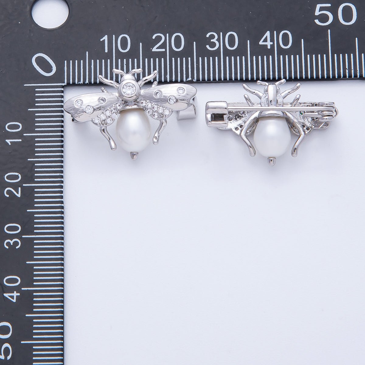 Silver 17mm x 24.5mm Clear CZ Shell Pearl Bumble Bee Insect Pin Brooch | BH - 011 - DLUXCA
