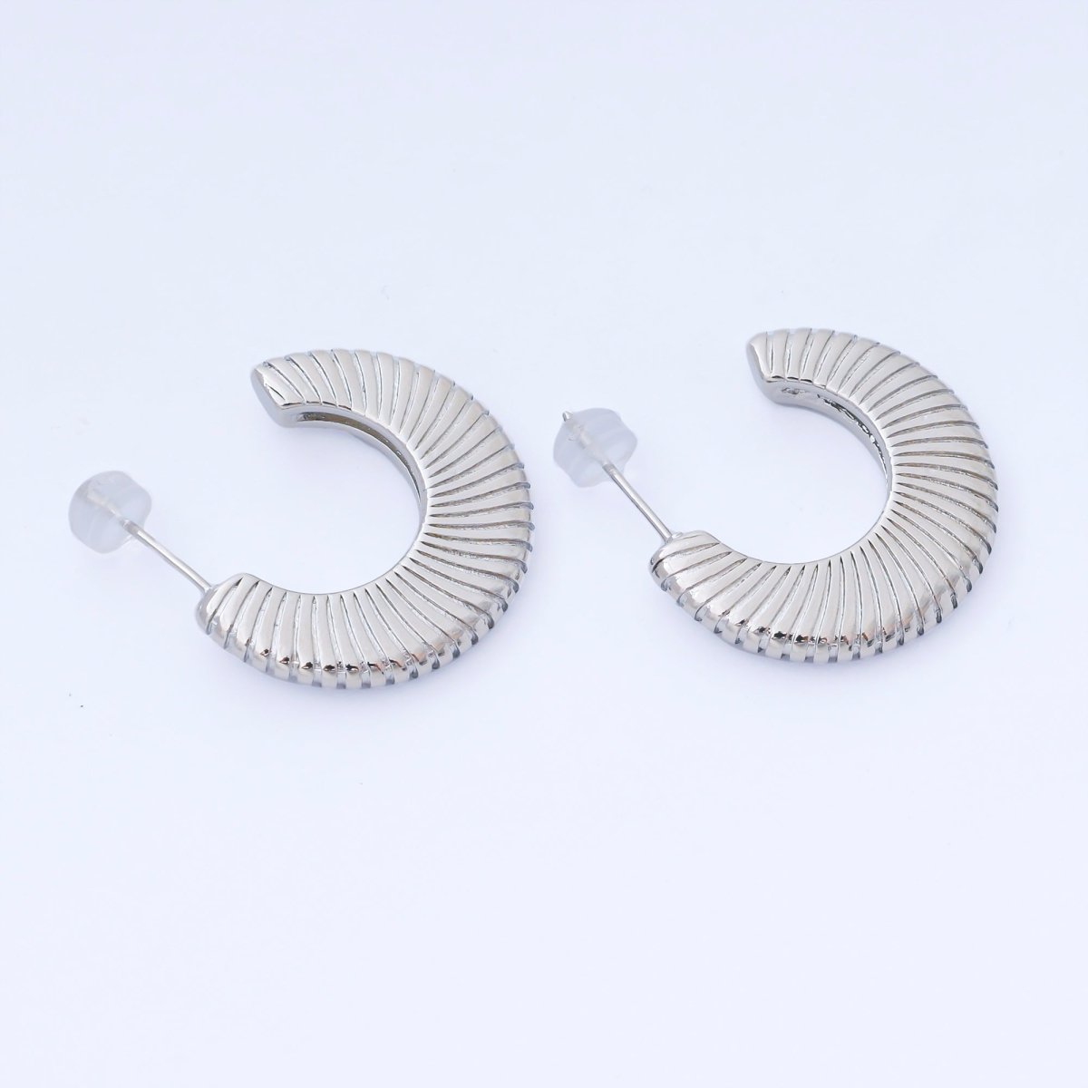 Silver 25mm Thin Line - Textured Ribbed C - Shaped Hoop Earrings | AB1605 - DLUXCA
