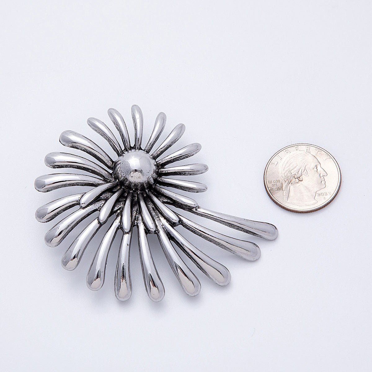 Silver 77.5mm x 64.3mm Geometric Circular Flower Pin Brooch | BH - 096 - DLUXCA