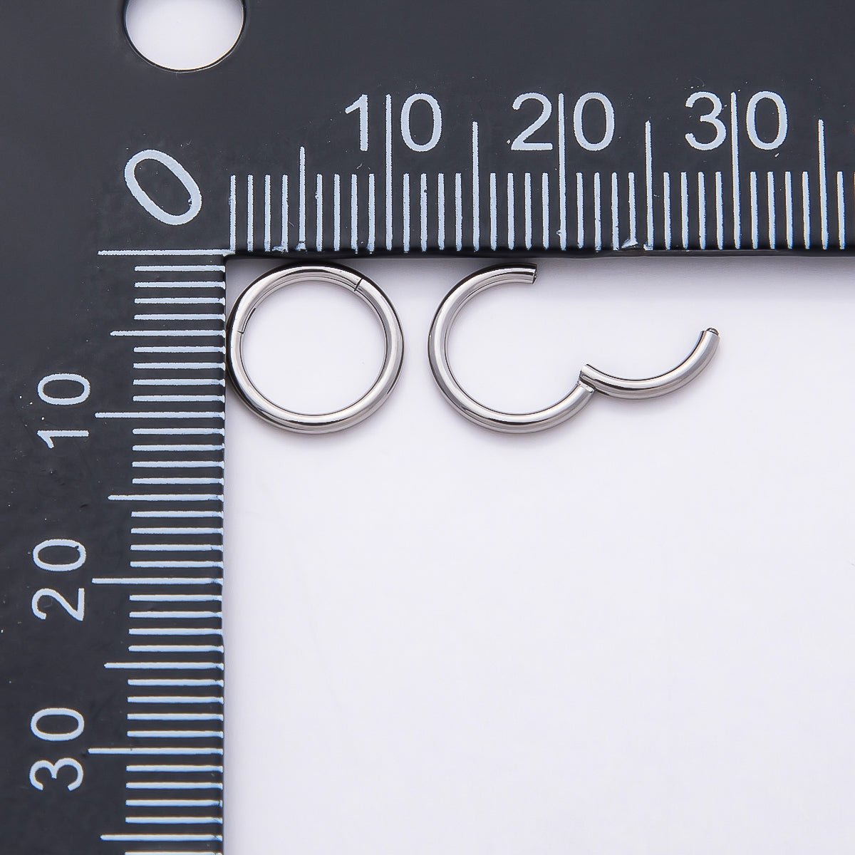 Stainless Steel 10mm Minimalist Pull Gate Round Finding | Findings-00207 - DLUXCA