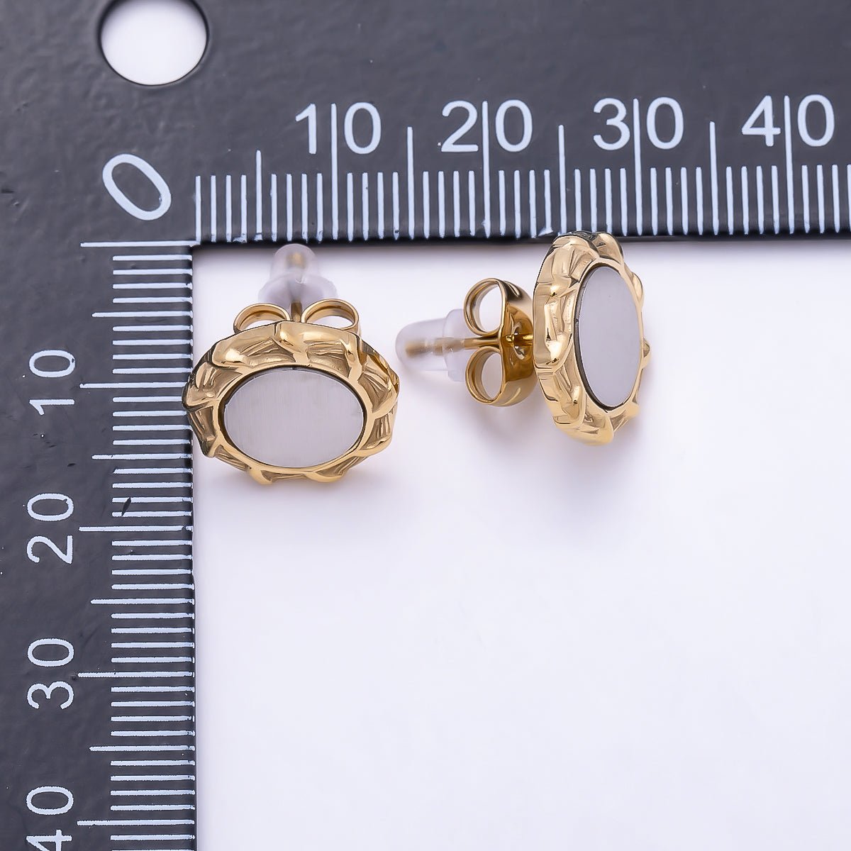 Stainless Steel 14mm Shell Pearl Geometric Round Bezel Stud | Earrings-00744 - DLUXCA