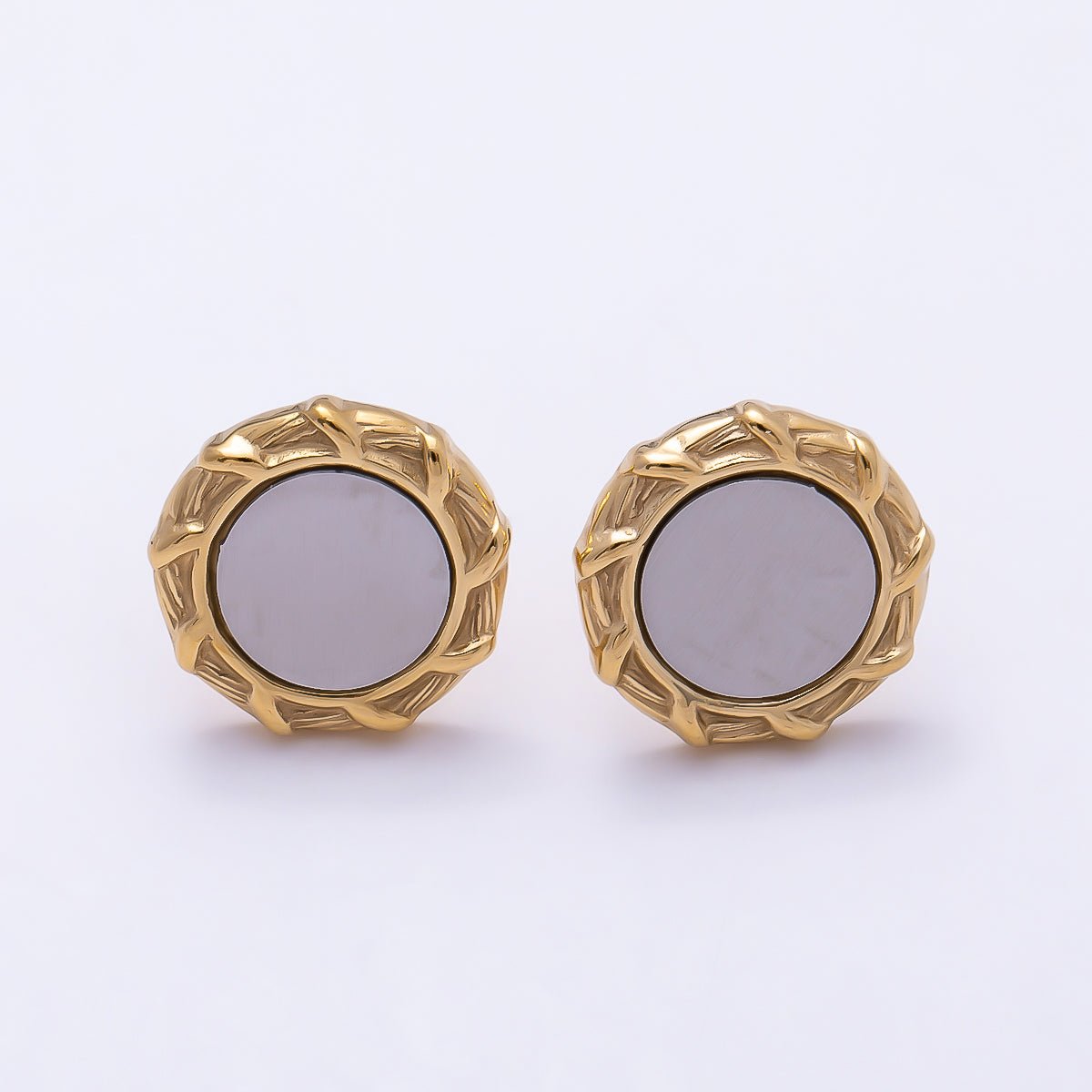 Stainless Steel 14mm Shell Pearl Geometric Round Bezel Stud | Earrings-00744 - DLUXCA