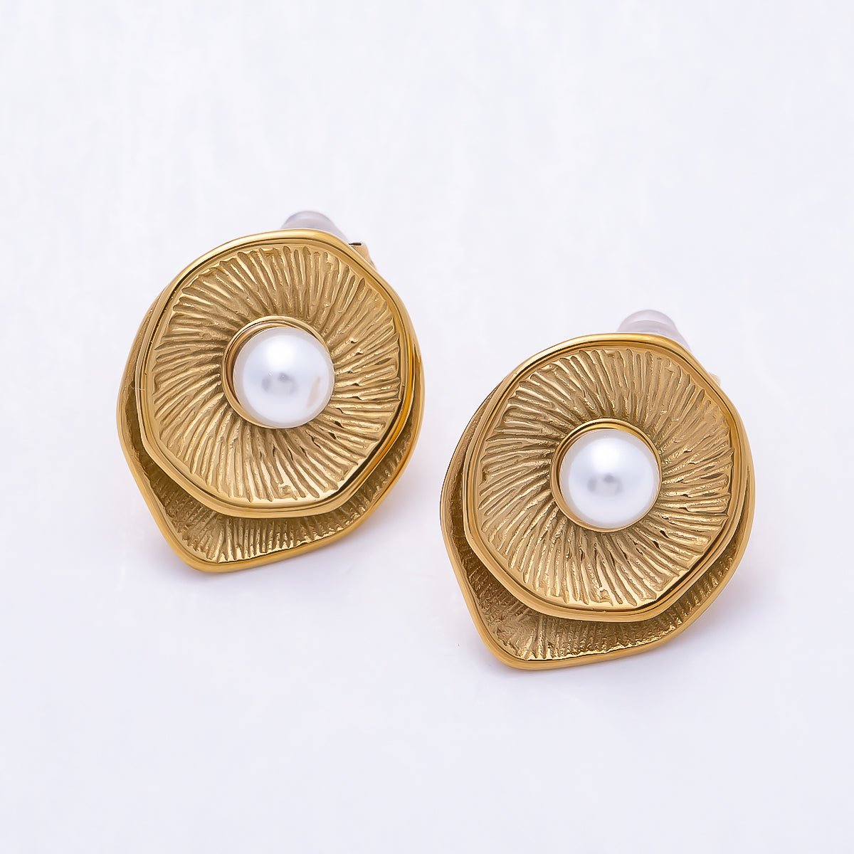 Stainless Steel 32mm Shell Pearl Sunburst Geometric Round Stud | Earrings-00743 - DLUXCA
