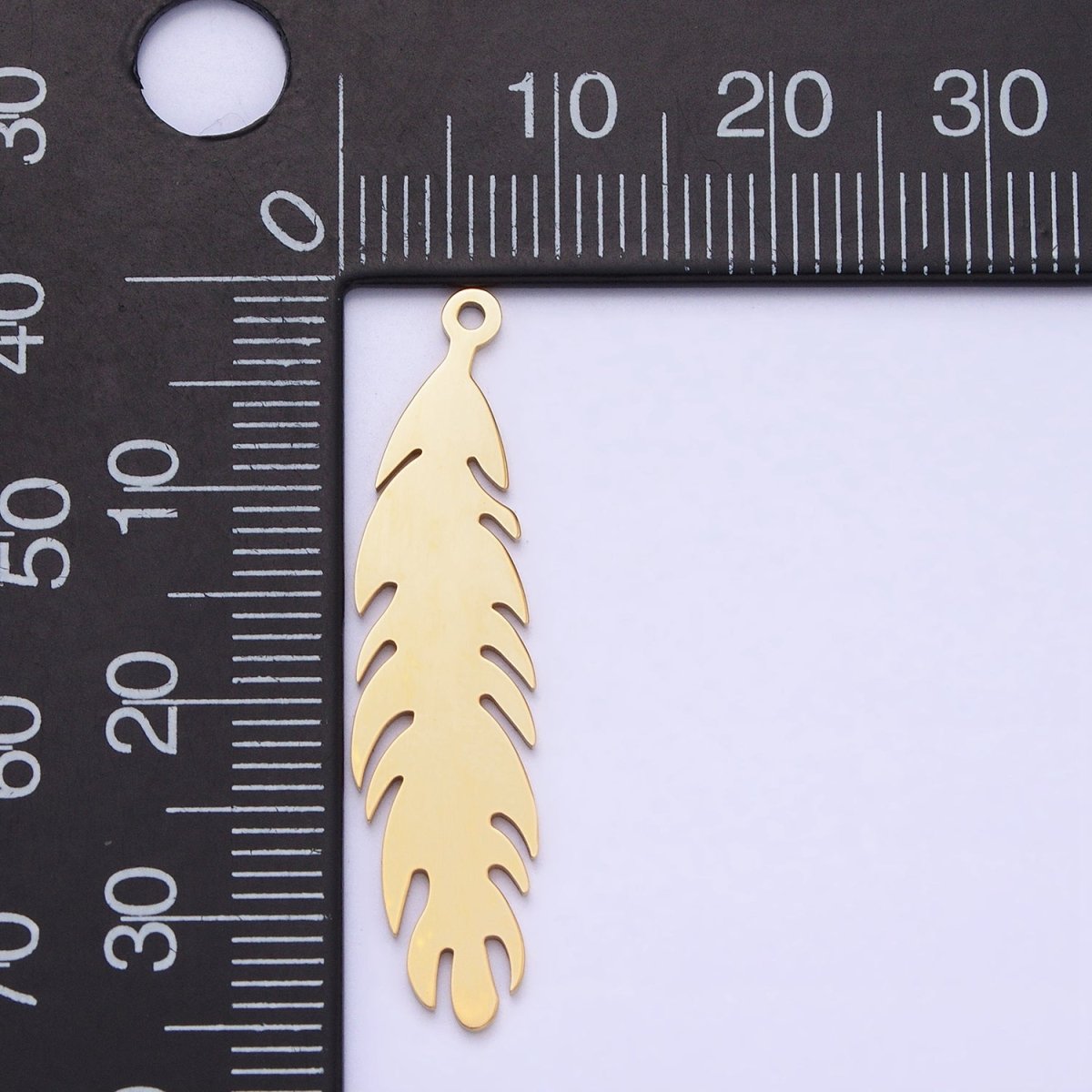 Stainless Steel 34.8mm Nature Long Leaf Add - On Charm in Gold & Silver | P - 924 - DLUXCA