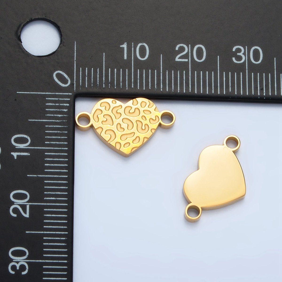 Stainless Steel Animal Print Etched Heart Connector Gold Cheetah Leopard print charm F104 - DLUXCA