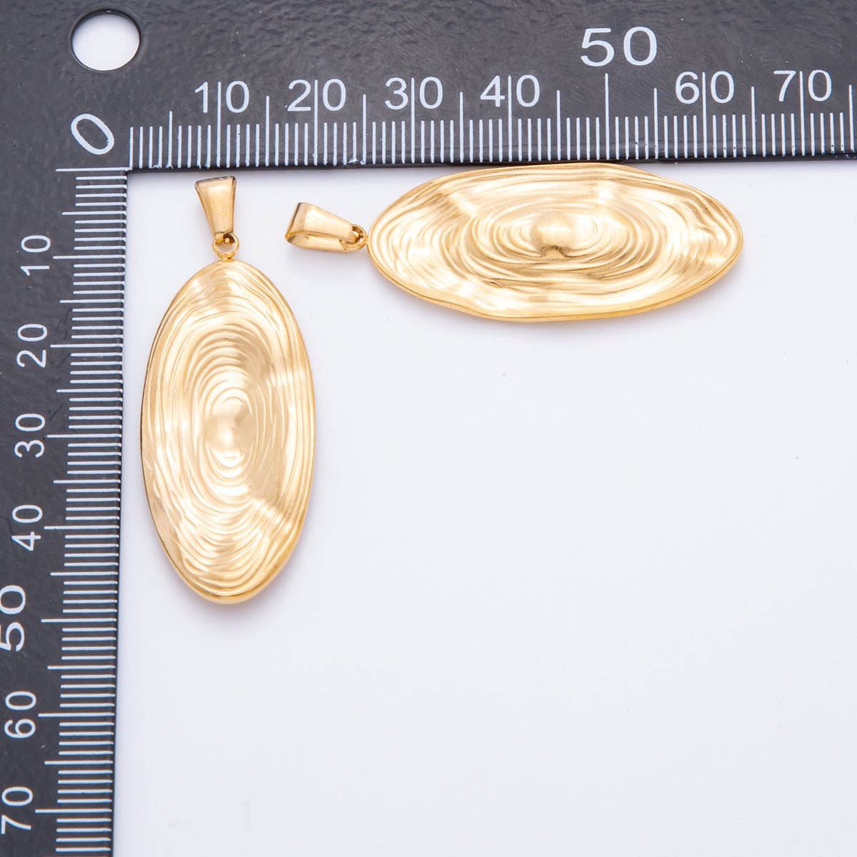 Stainless Steel Circular Lined Textured Oval Pendant | J - 514 - DLUXCA