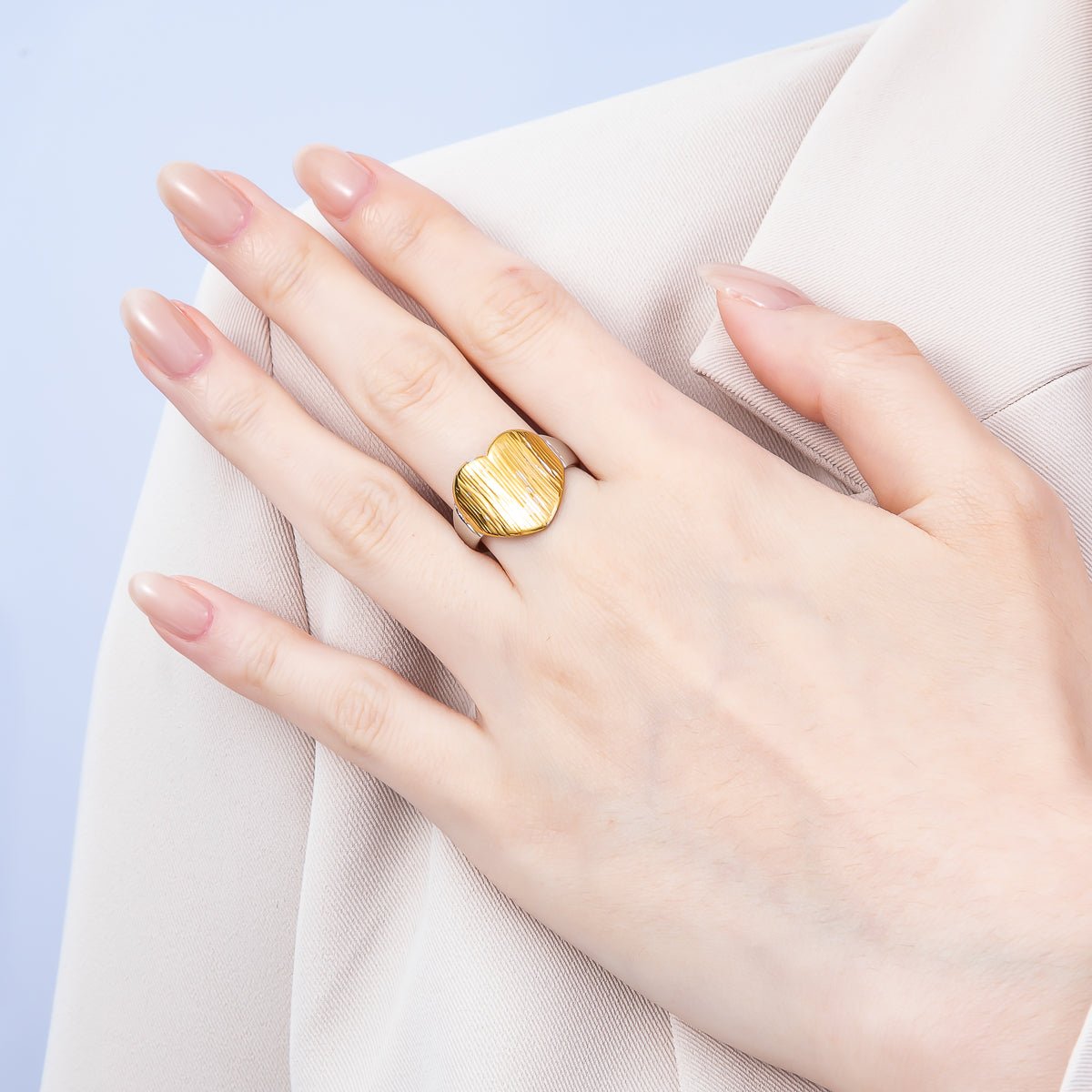Stainless Steel Mixed Metal Curved Heart Textured Ring | Rings-00188 - DLUXCA