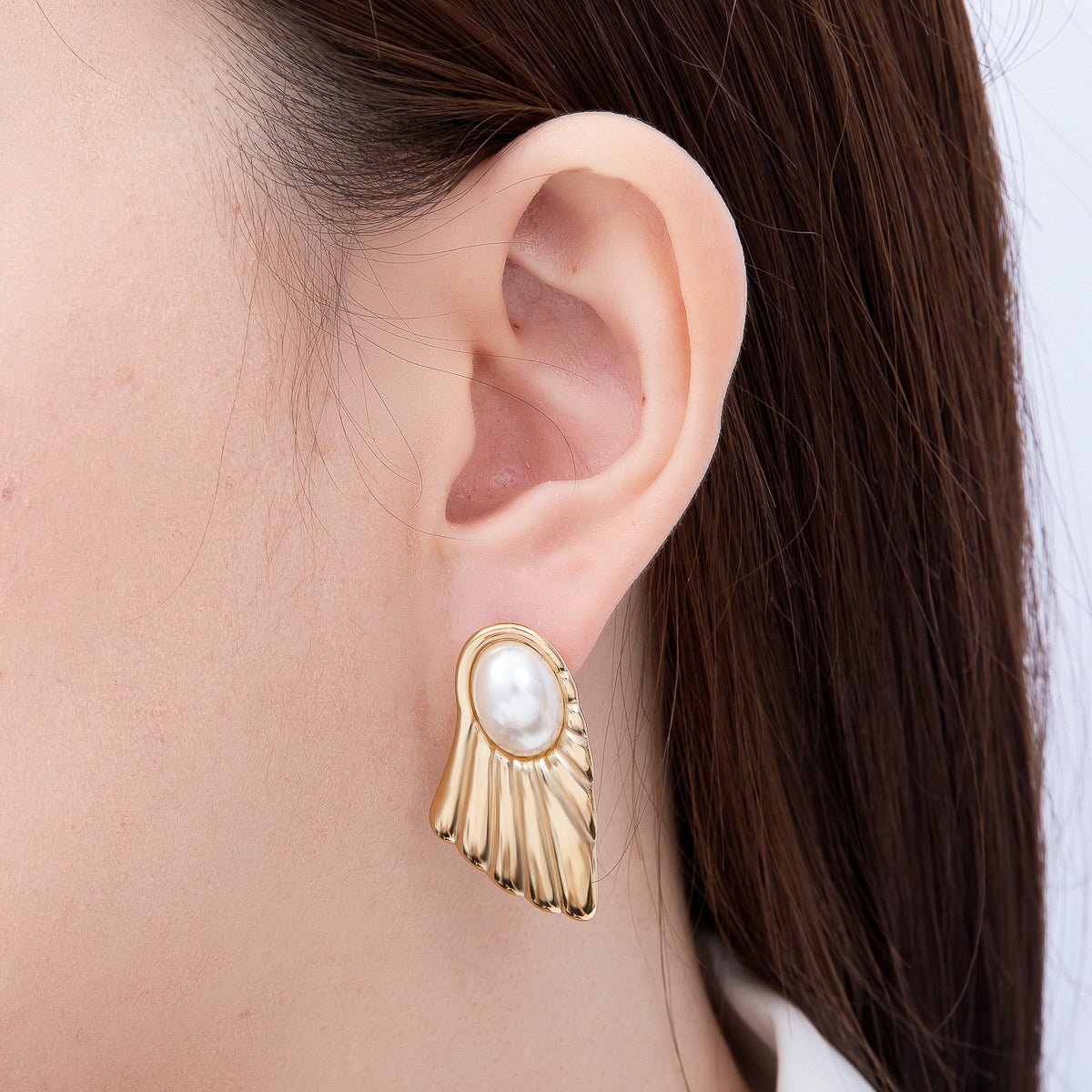 Stainless Steel PVD 25mm Shell Pearl Ribbed Geometric Stud Earrings | Earrings-00751 - DLUXCA
