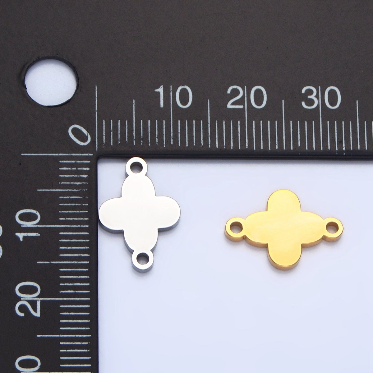 Stainless Steel Quatrefoil Clover Minimalist Floral Connector in Gold & Silver | F375 - DLUXCA