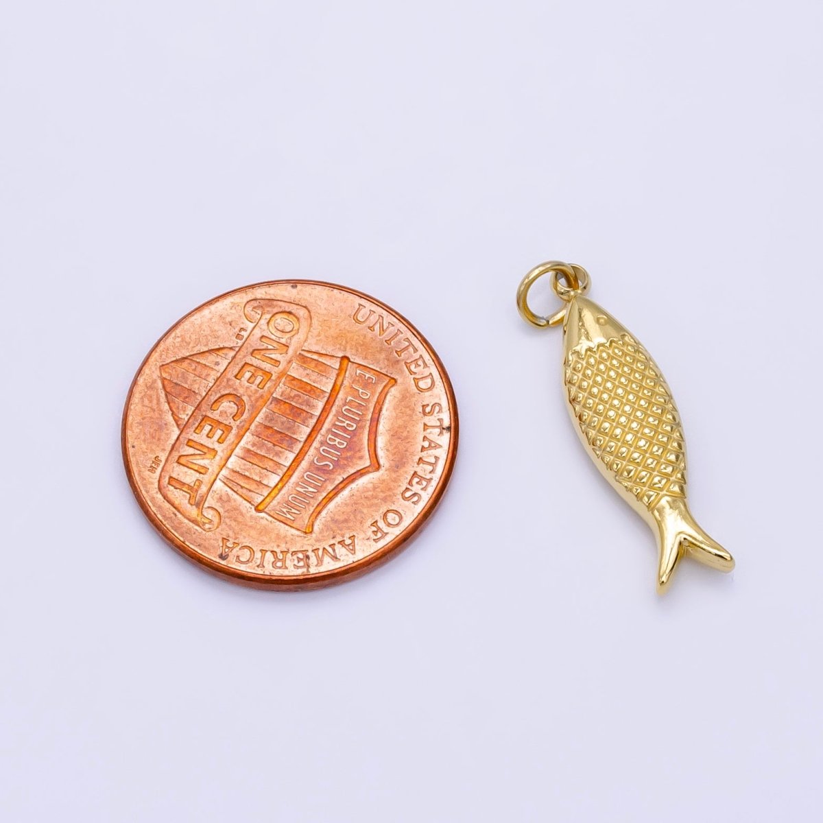 Stainless Steel Scaled Fish Animal Minimalist Charm | P1424 - DLUXCA