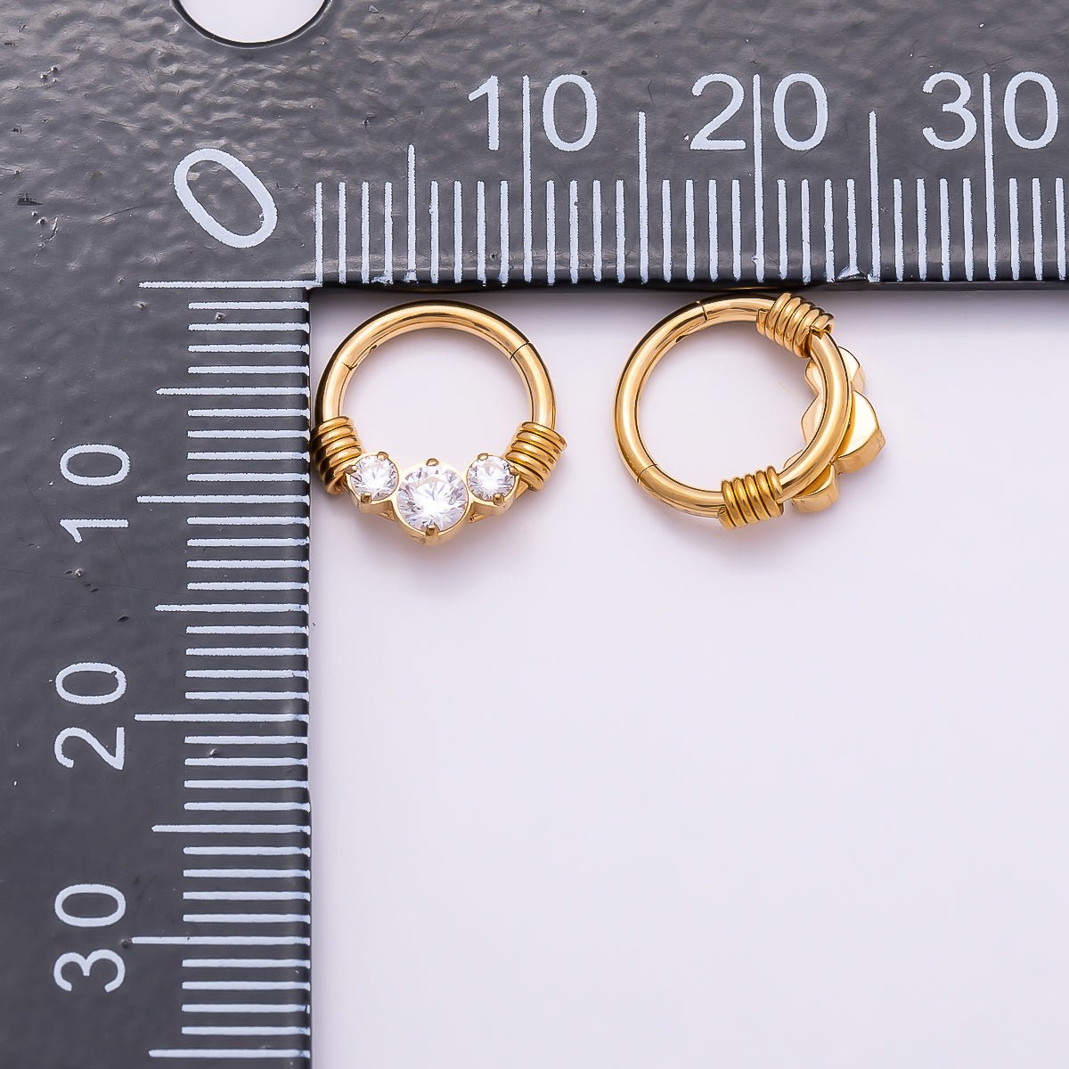 Titanium 11.5mm Clear CZ Cluster Single Septum Cartilage Piercing Clicker in Gold & Silver | Findings-00309 Findings-00310 - DLUXCA