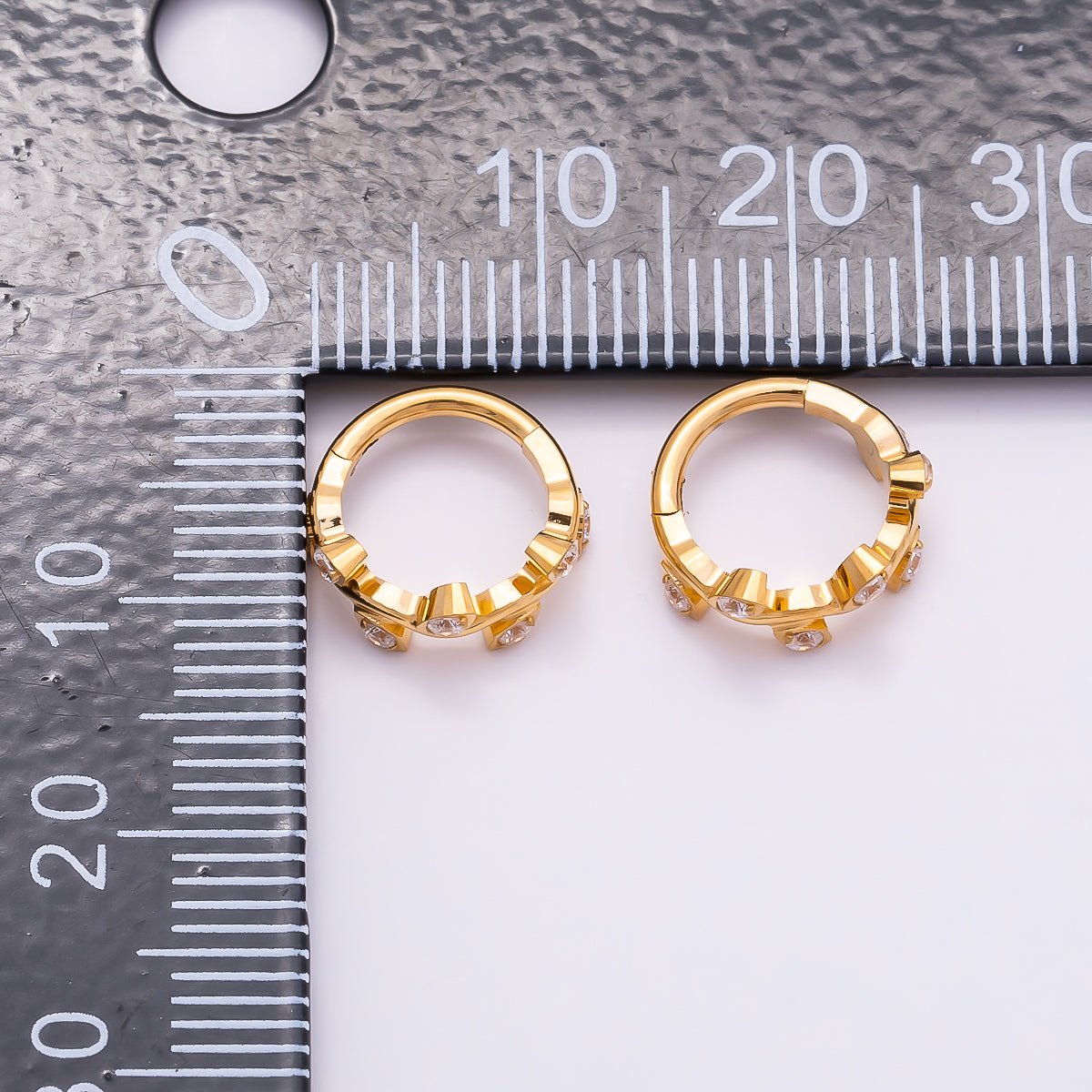 Titanium 11mm CZ Leaf Single Septum Cartilage Piercing Clicker in Gold & Silver | Findings-00287 Findings-00288 - DLUXCA