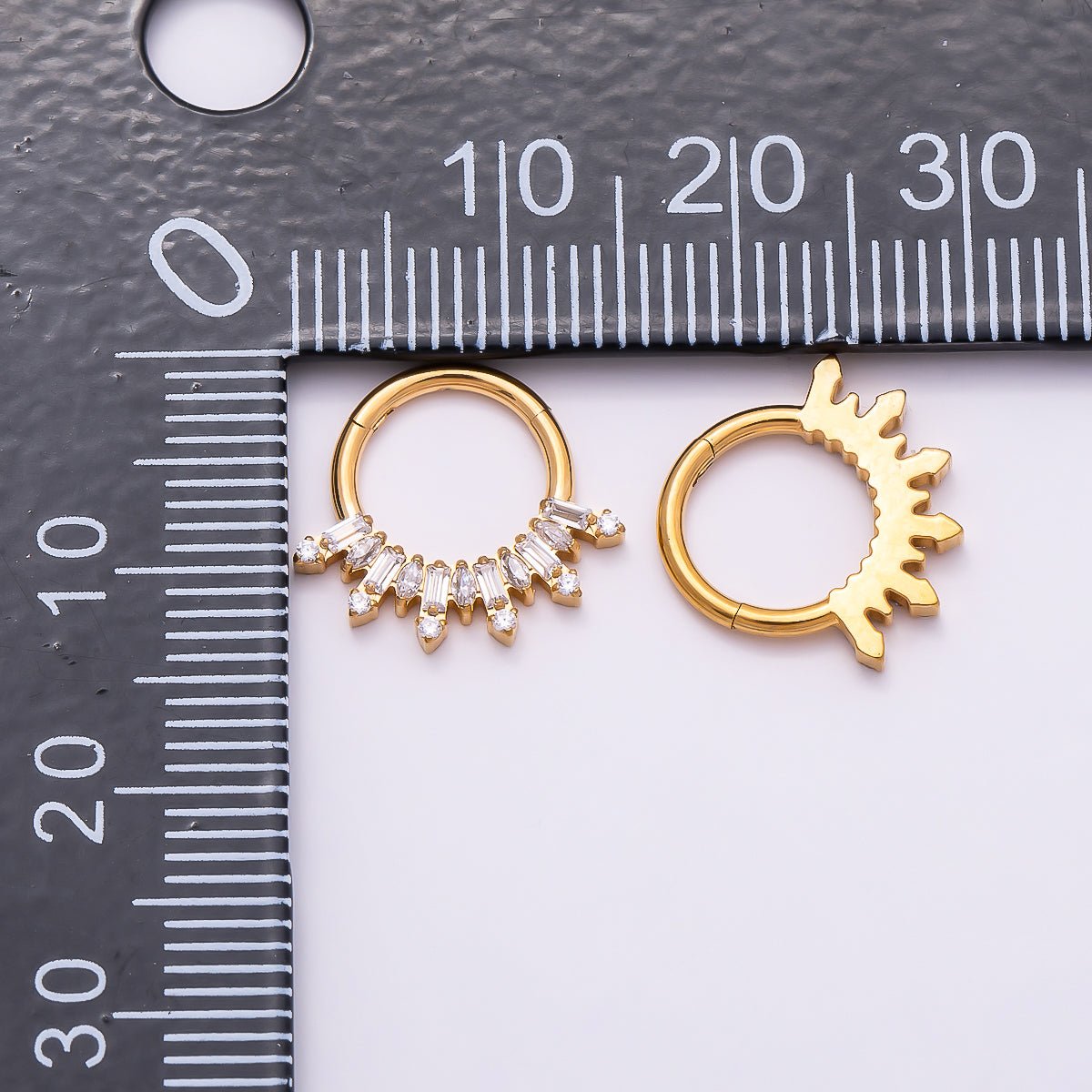 Titanium 13mm Clear CZ Baguette Single Septum Cartilage Piercing Clicker in Gold & Silver | Findings-00323 Findings-00324 - DLUXCA