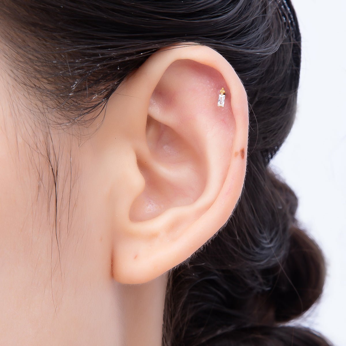 Titanium 5mm Baguette CZ Single Cartilage Piercing Flat Back Stud in Gold & Silver | Findings-00198 Findings-00199 - DLUXCA