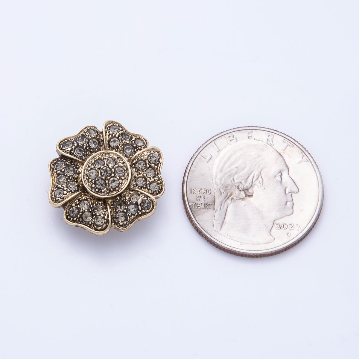 Vintage Gold 20.6mm x 19.8mm Rhinestone Flower Pin Brooch | BH - 069 - DLUXCA