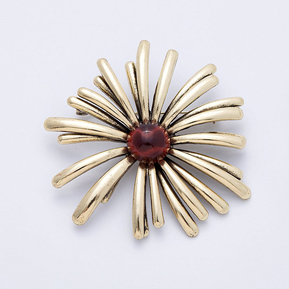 Vintage Gold 68.5mm x 63.7mm Red Acrylic Flower Pin Brooch | BH - 095 - DLUXCA