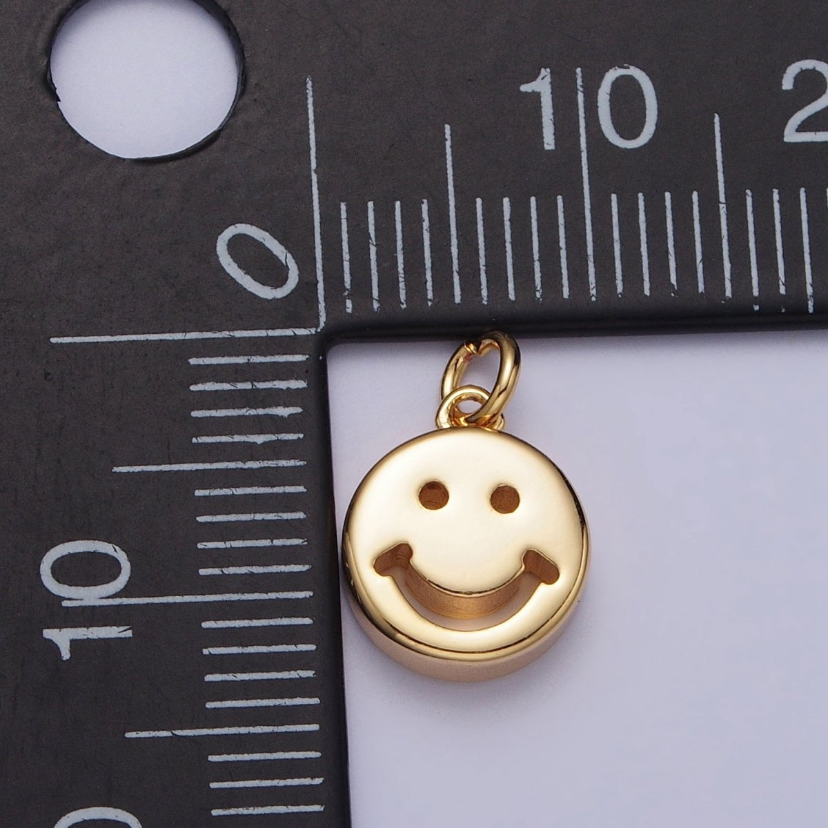 10.5mm Mini Smiley Face Emoji Round Add-On Charm in Gold & Silver | AC225 AC298 - DLUXCA