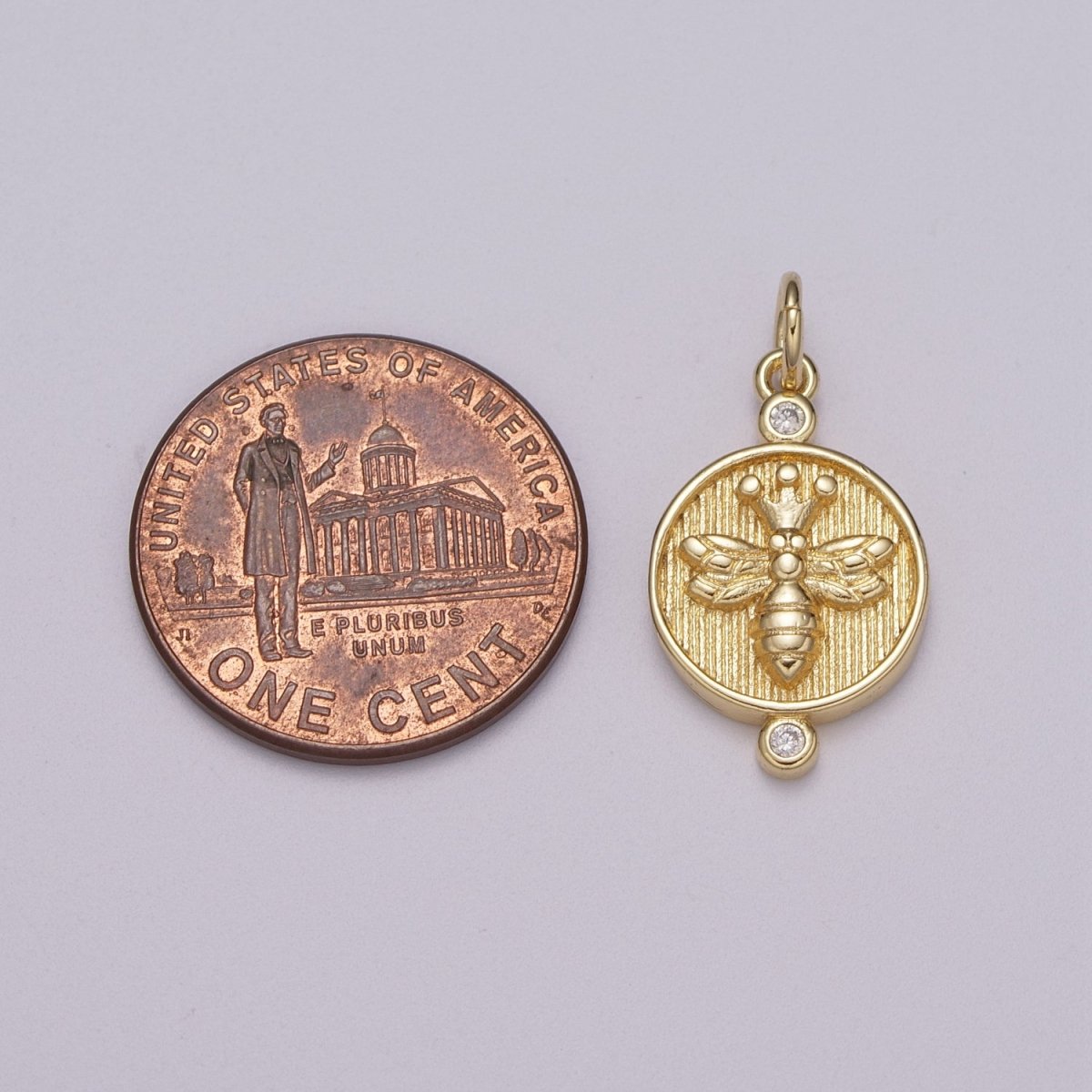 14k Dainty Gold Filled Embossment Bee On Round Coin Charms, Dainty Charms, Gold Bee Pendant, Round Necklace Charms, M-900-M-901 - DLUXCA