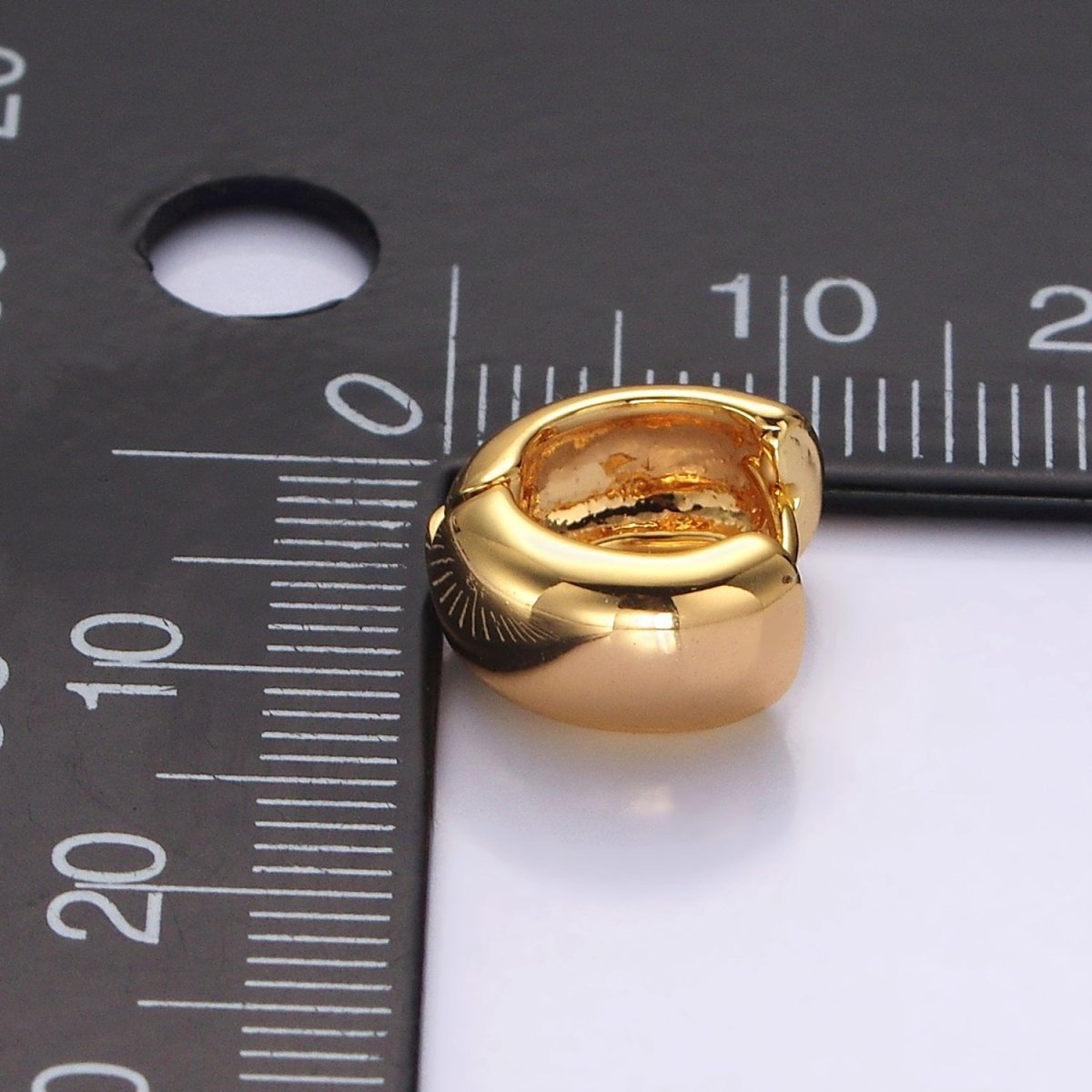 14K Gold Filled 11mm Wide Chubby Minimalist Cartilage Huggie Earrings | AE981 - DLUXCA