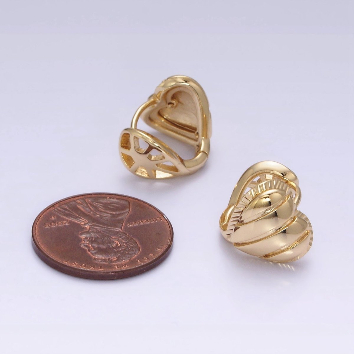 14K Gold Filled 12mm Puffed Heart Triple Lined Sunburst Outline Huggie Earrings | Y-883 - DLUXCA
