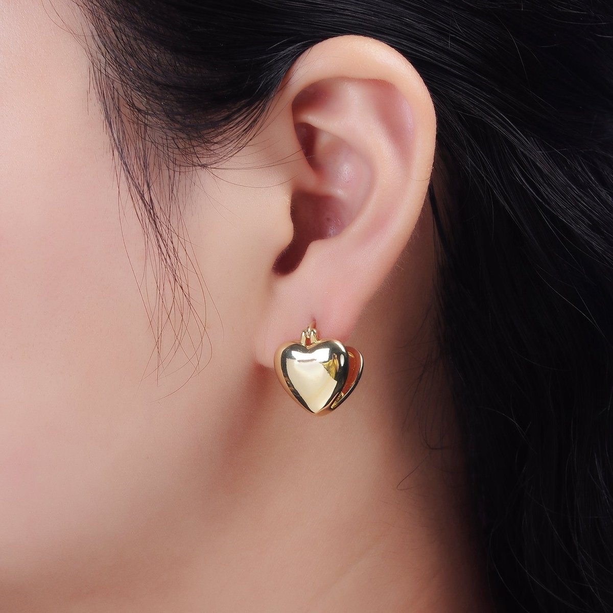 14K Gold Filled 15mm Heart Double Sided Modern Statement Latch Hoop Earrings | V059 - DLUXCA