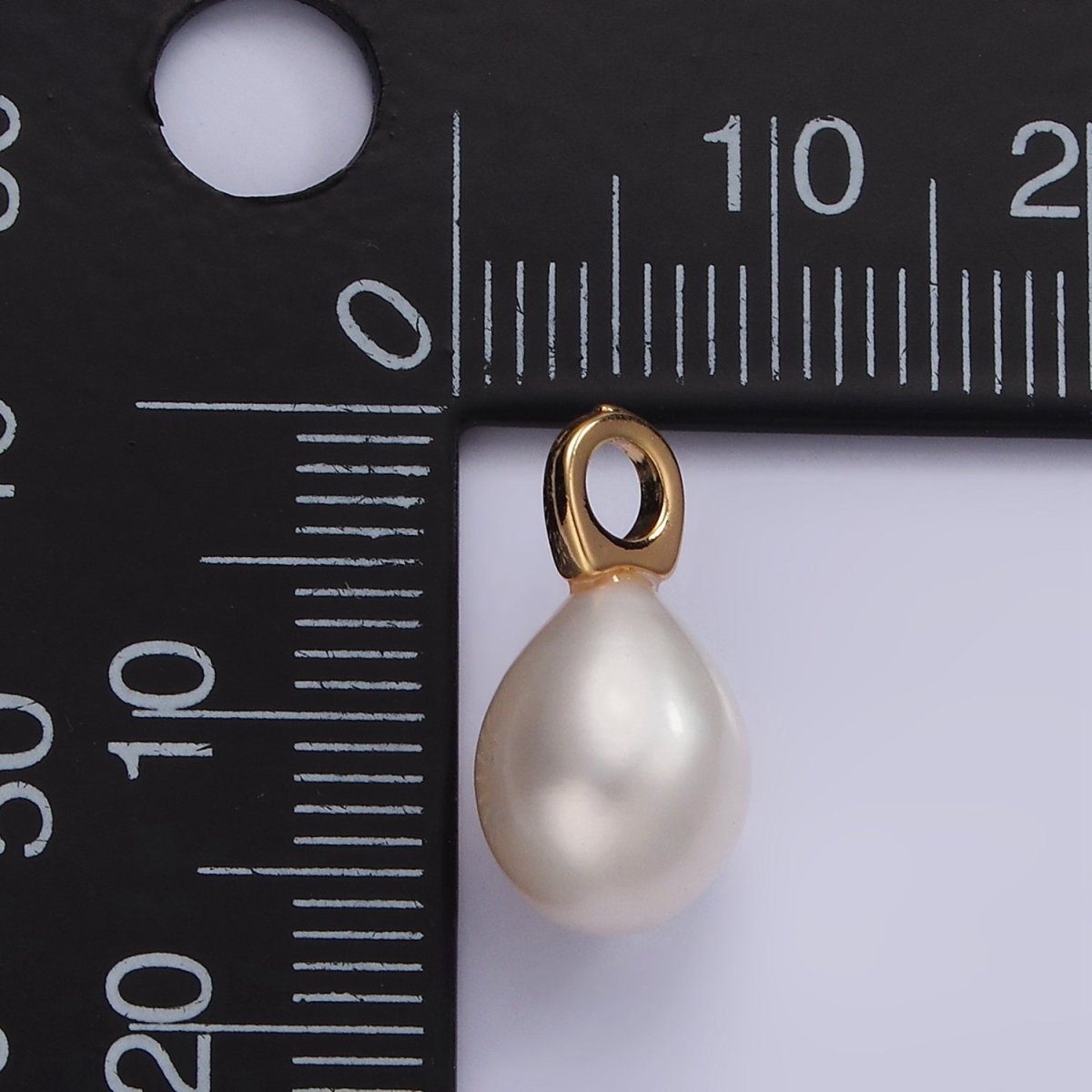 14K Gold Filled 17mm Freshwater Pearl Button Drop Pendant | P1642 - DLUXCA