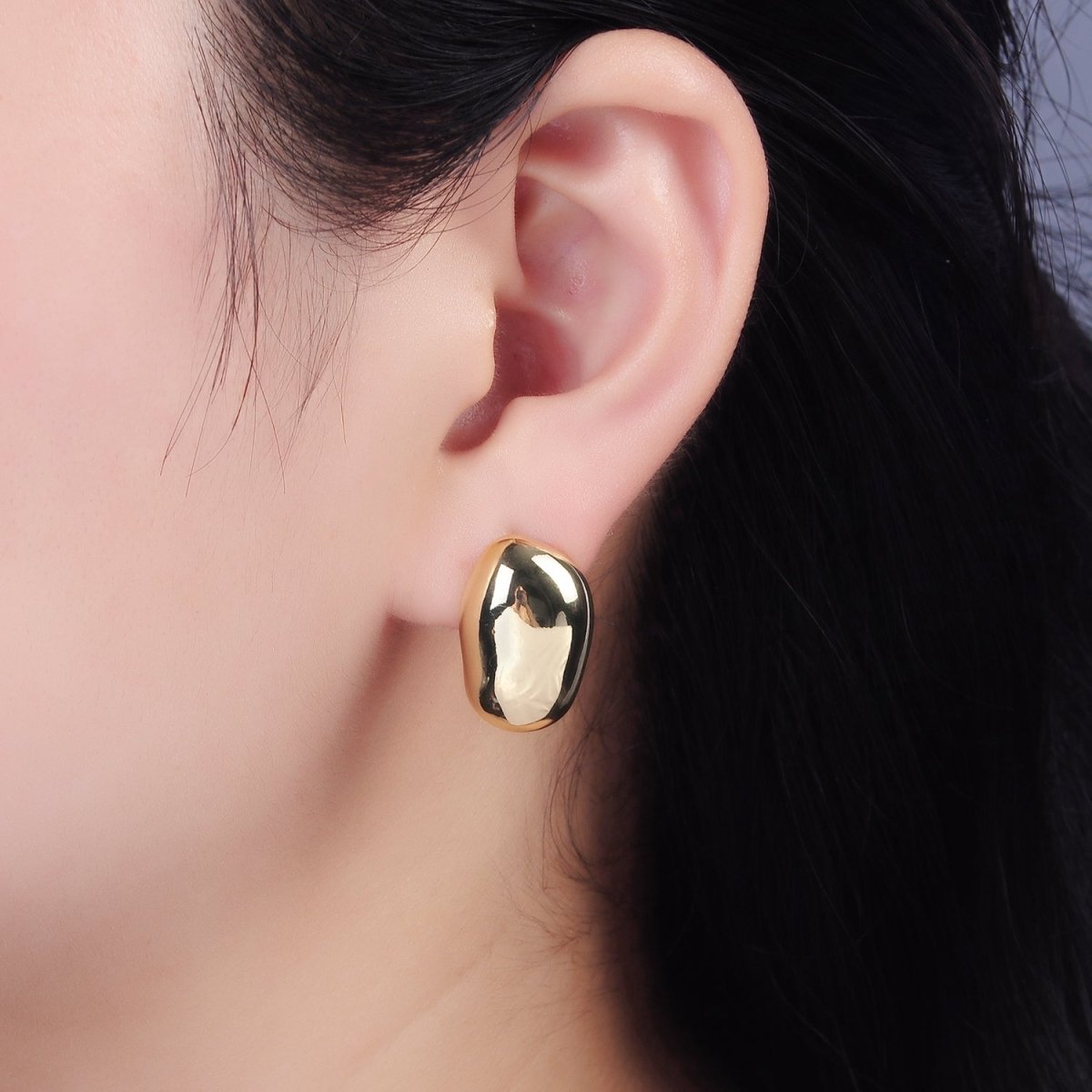 14K Gold Filled 20mm Abstract Hammered Oval Bean Minimalist Stud Earrings | AE370 - DLUXCA