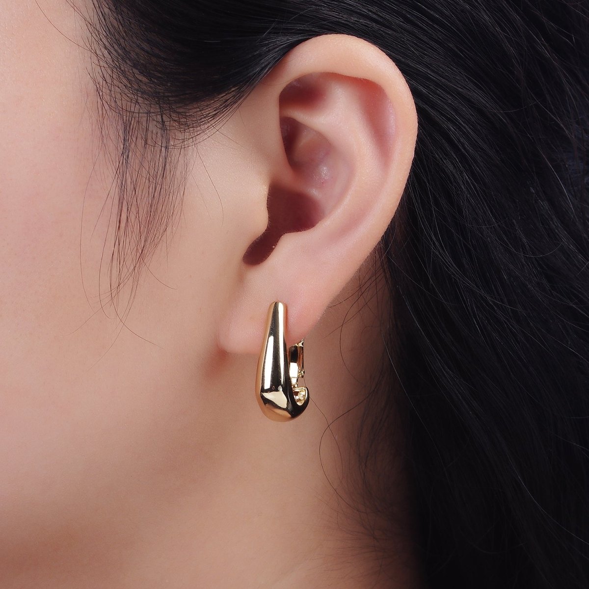 14K Gold Filled 22mm J-Shaped Geometric Hinge Hoop Earrings | AE876 - DLUXCA
