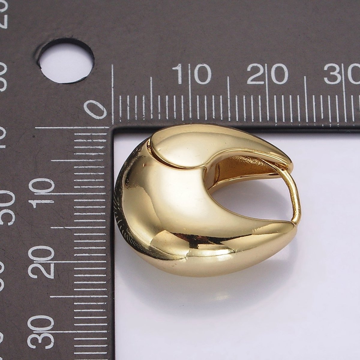 14K Gold Filled 23mm Teardrop Rounded Chubby Huggie Hoop Earrings in Gold & Silver | AE371 AE372 - DLUXCA
