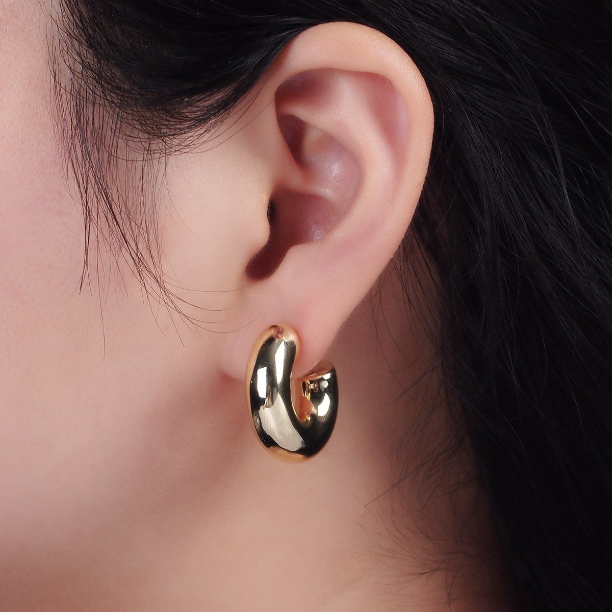 14K Gold Filled 25mm, 30mm Chubby C-Shaped Minimalist Hoop Earrings | AE354 AE355 - DLUXCA