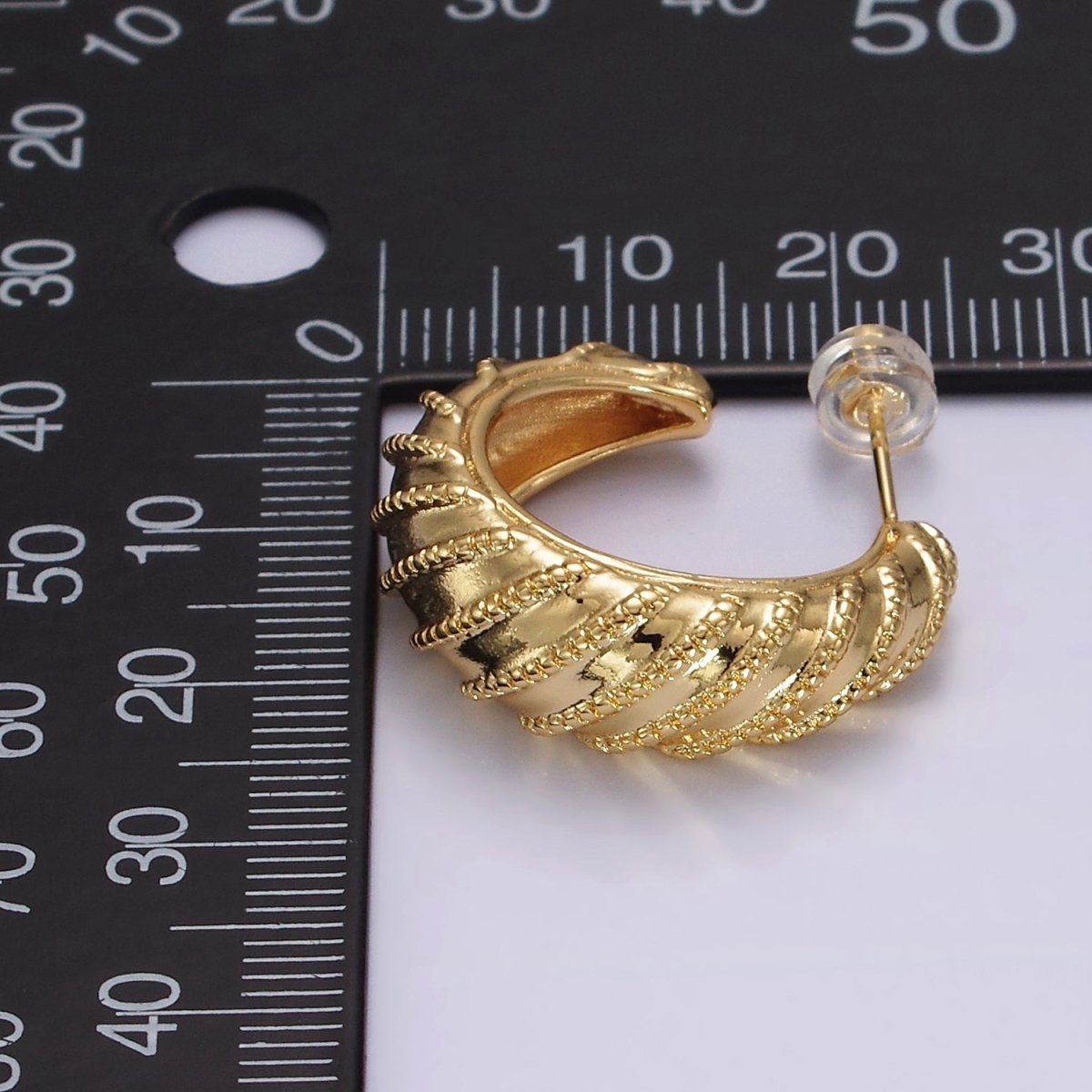 14K Gold Filled 25mm Beaded Croissant C-Shaped Hoop Earrings | AE358 - DLUXCA
