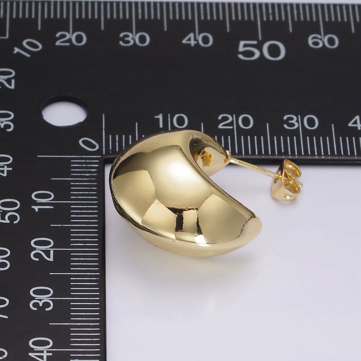 14K Gold Filled 28mm Edged Chubby C-Shaped Hoop Earrings | AE332 - DLUXCA