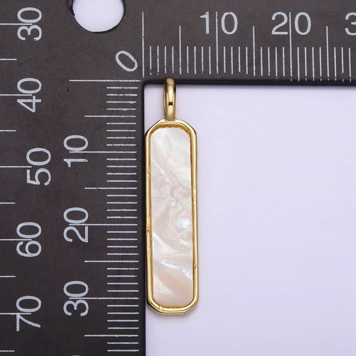 14K Gold Filled 32.5mm Shell Pearl Edged Rectangular Bar Tag Pendant | N1243 - DLUXCA