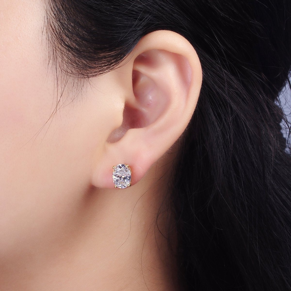 14K Gold Filled 9mm Clear CZ Oval Stud Earrings | V188 - DLUXCA