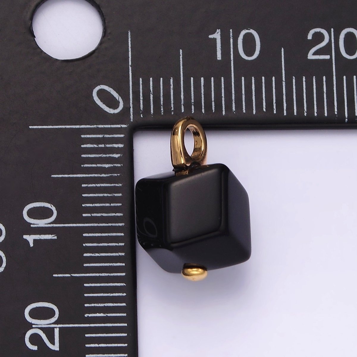 14K Gold Filled Black Onyx Gemstone Multifaceted Square Pendant | AG448 - DLUXCA