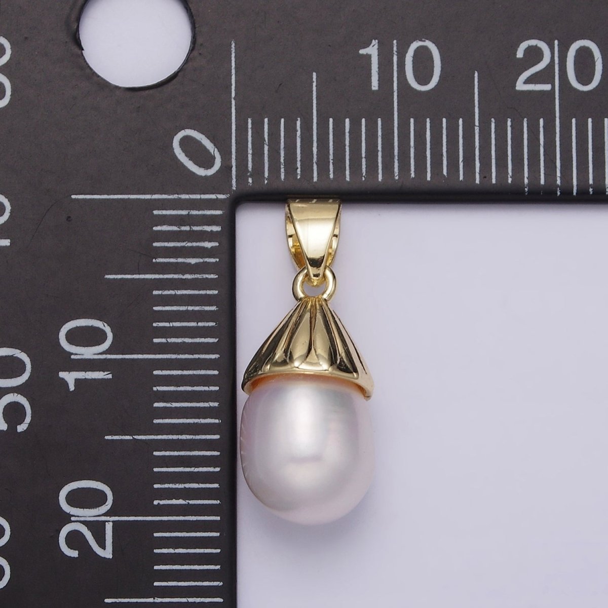 14K Gold Filled Button White Pearl Oblong Lined Bail Pendant | AA632 - DLUXCA