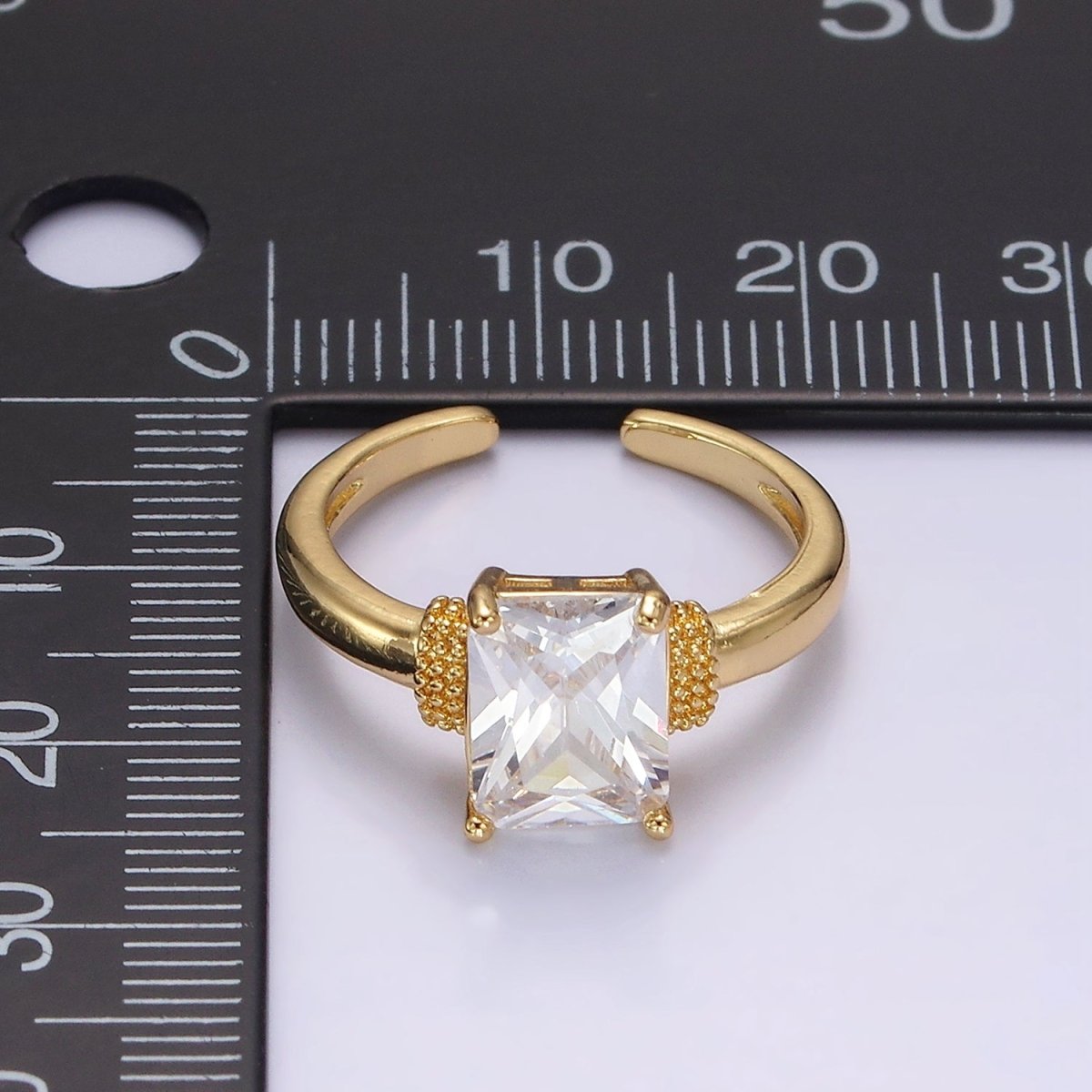 14K Gold Filled Clear Baguette Dotted Band Solitaire Ring | O1073 - DLUXCA