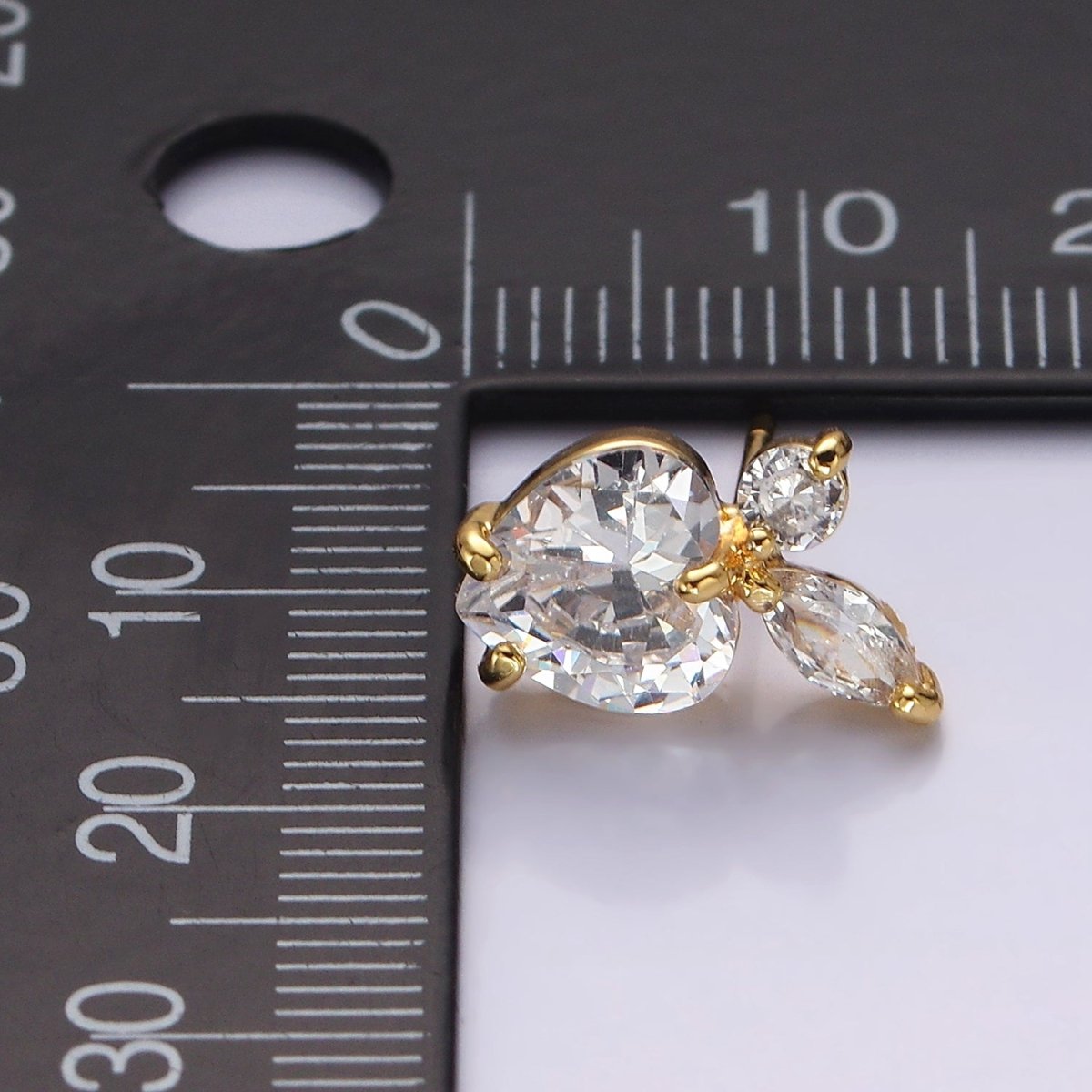 14K Gold Filled Clear Heart CZ Marquise Leaf Fruit Stud Earrings | AE961 - DLUXCA