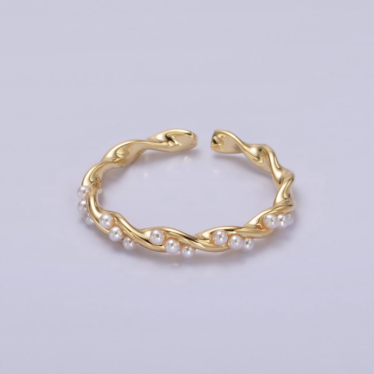 14K Gold Filled Dotted Pearl Lined Croissant Twisted Ring | O1186 - DLUXCA