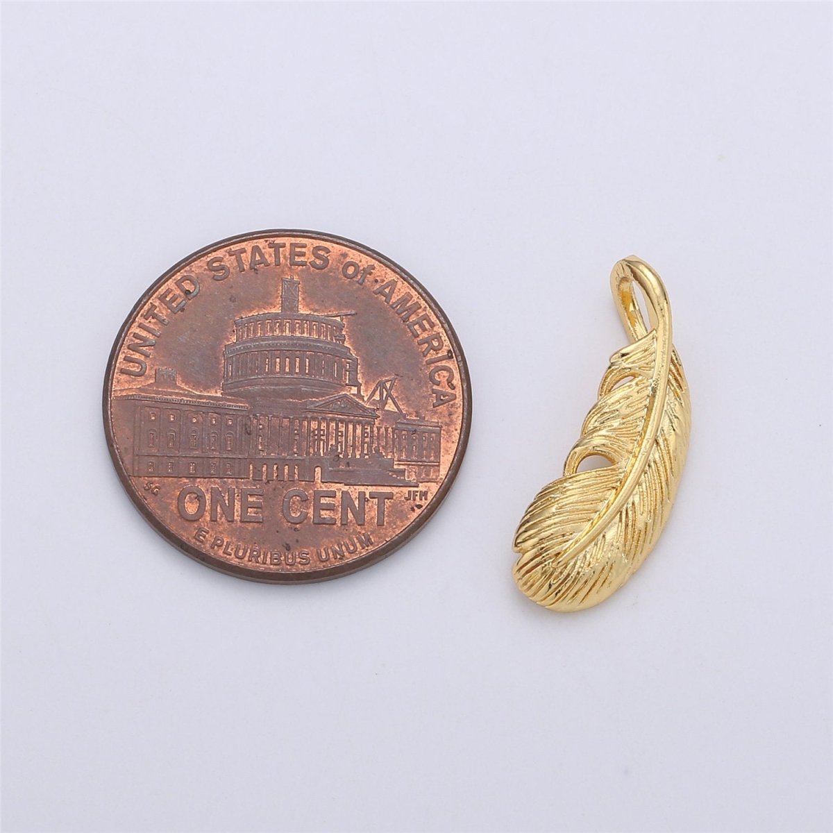 14k Gold Filled feather charm 20x9mm Tiny Feather Charms Dainty Feathers Nature Spiritual Tribal Boho Jewelry Supplies Findings I-590 - DLUXCA