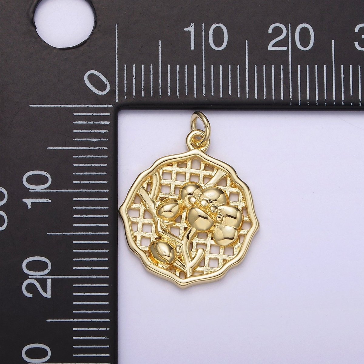 14K Gold Filled Flower Nature Rattan Charm | AG232 - DLUXCA