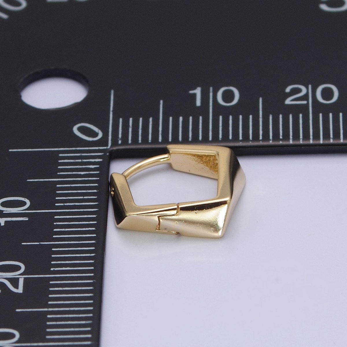 14K Gold Filled Geometric Hexagon Huggie Hoop Earrings P-374 - DLUXCA