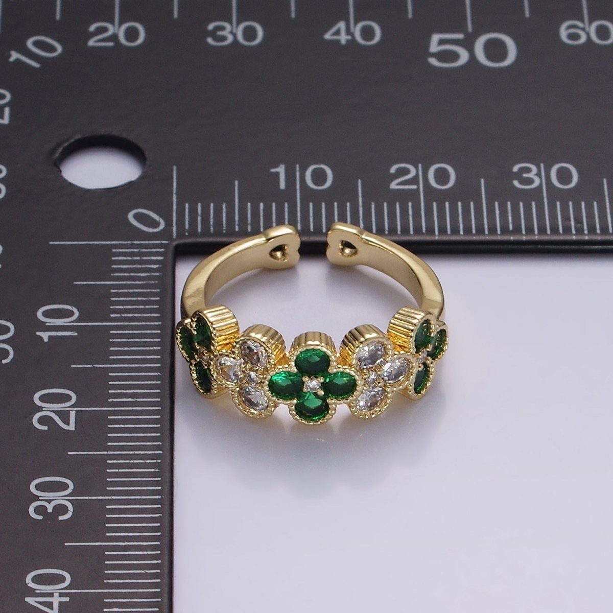 14K Gold Filled Green CZ Quatrefoil Lined Ring | O1213 - DLUXCA