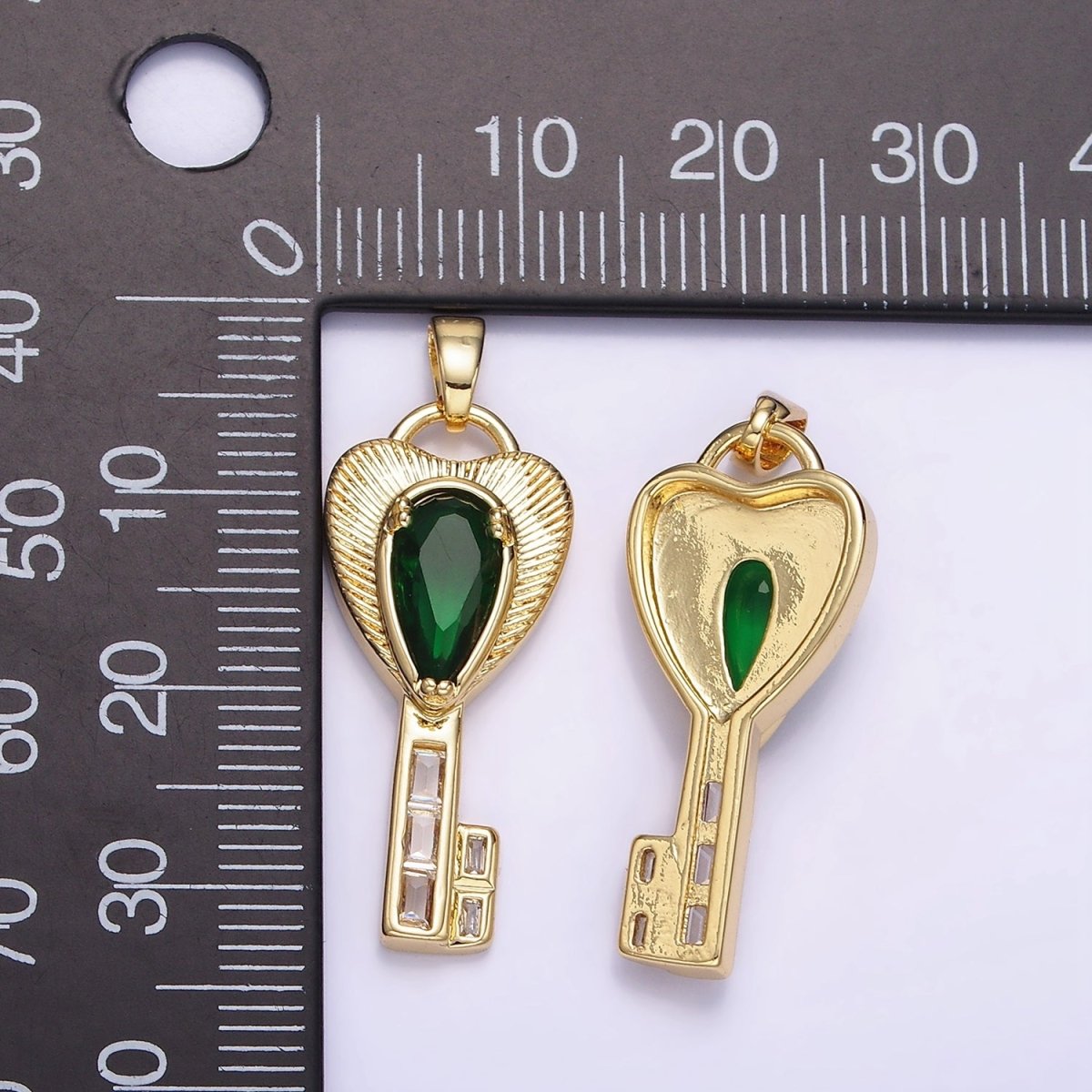 14K Gold Filled Green Teardrop CZ Sunburst Heart Key Pendant | AH142 - DLUXCA