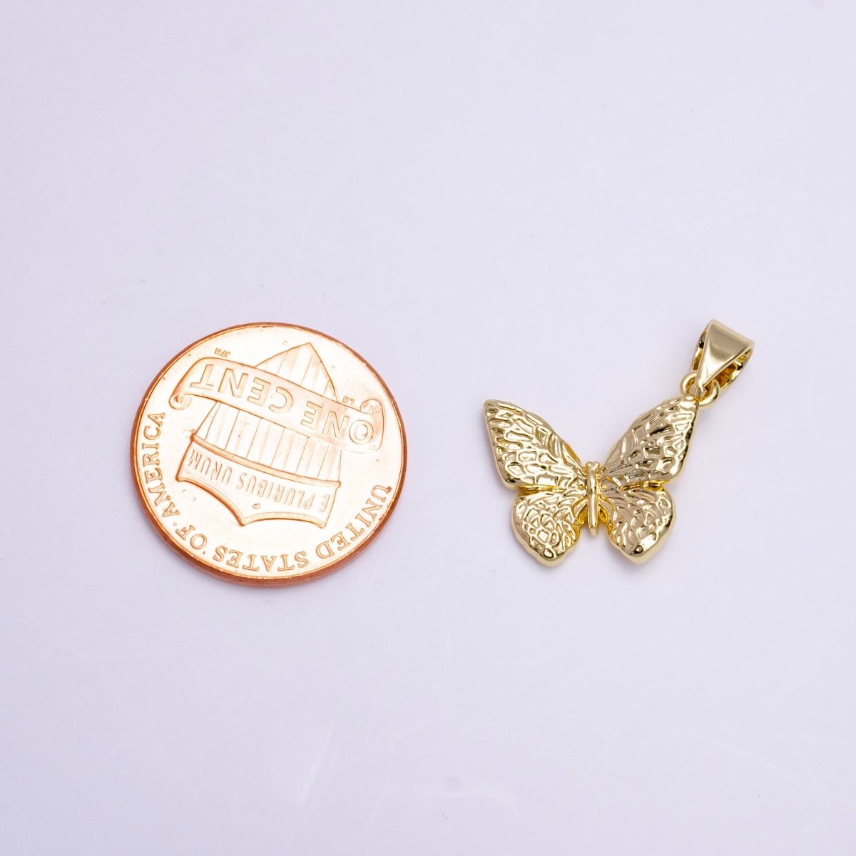 14K Gold Filled Hammered Textured Butterfly Mariposa Pendant | AA749 - DLUXCA