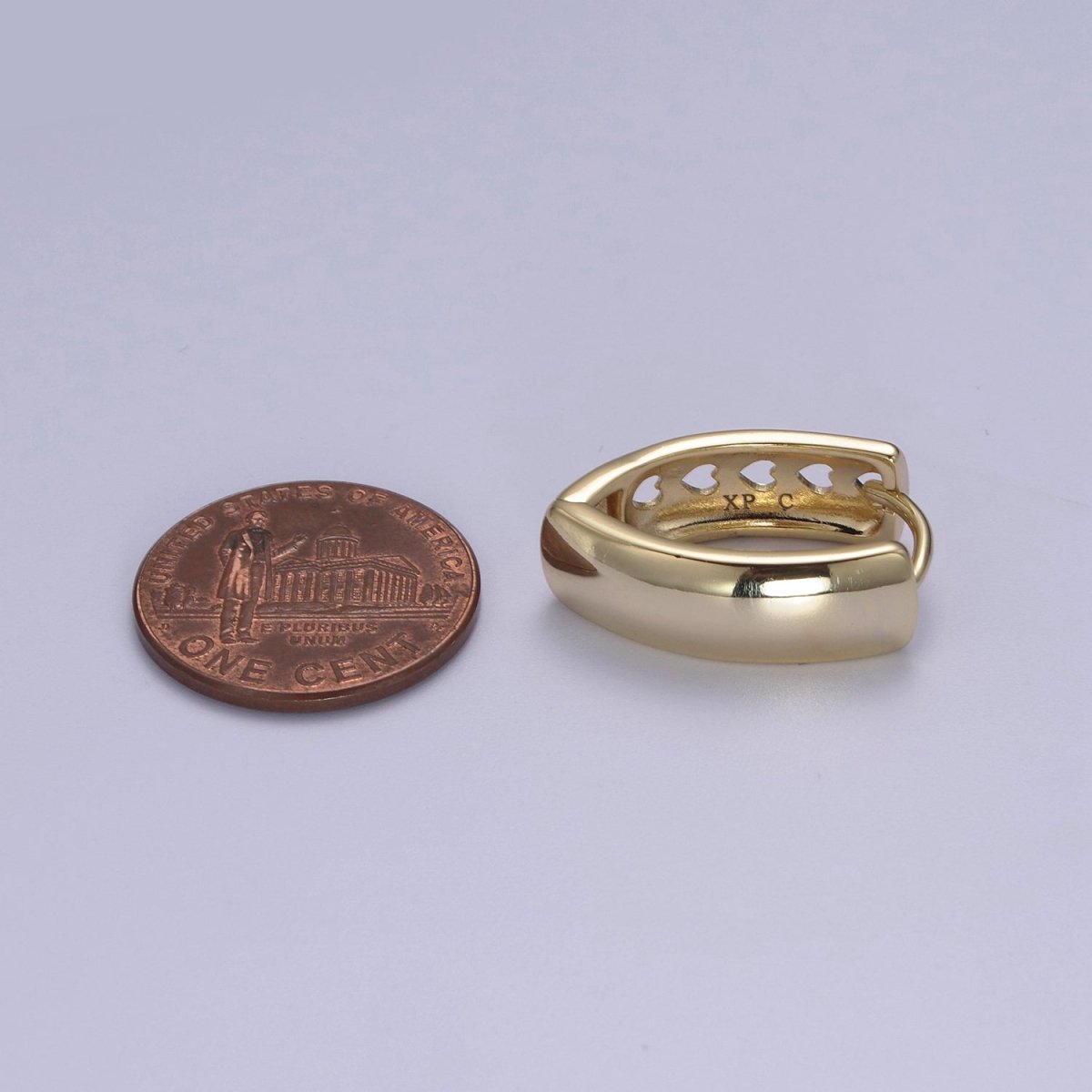 14K Gold Filled Hinged Huggie Earrings Minimalist Hoop Earrings Wholesale Jewelry T-290 - DLUXCA